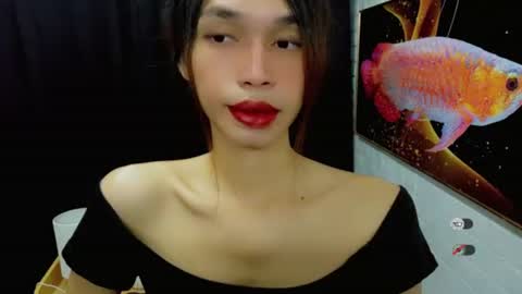 Snapshot of naughtysunshinepinay chatting on September 2025 01:06:02 AM Celine online show from September 2025 01:06:02 AM
