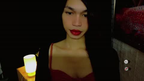 Snapshot of naughtysunshinepinay chatting on September 2025 12:10:02 AM Celine online show from September 2025 12:10:02 AM