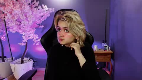 Snapshot of navier__ chatting on November 2025 02:50:01 PM Navier online show from November 2025 02:50:01 PM