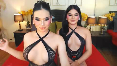 Snapshot of nayumi_edwards chatting on October 2025 07:54:02 PM F R A N Z I A online show from October 2025 07:54:02 PM