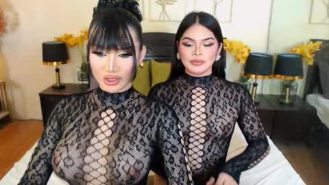 Snapshot of nayumi_edwards chatting on November 2025 04:46:01 PM F R A N Z I A online show from November 2025 04:46:01 PM