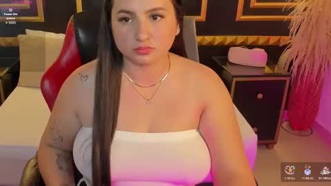 Snapshot of nerea_swan chatting on December 2025 03:56:02 AM N E R E A online show from December 2025 03:56:02 AM