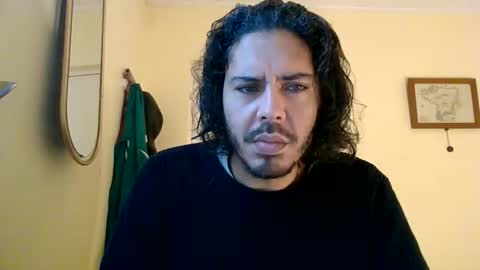 Snapshot of nesptunes85 chatting on December 2025 02:10:02 PM Michael online show from December 2025 02:10:02 PM