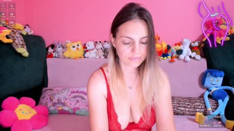 silvia online show from December 2024 01:54:01 AM