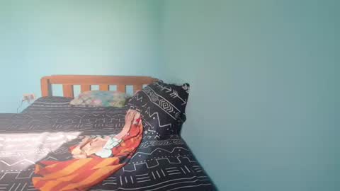 Lucy Pearl online show from October 2025 12:47:01 AM