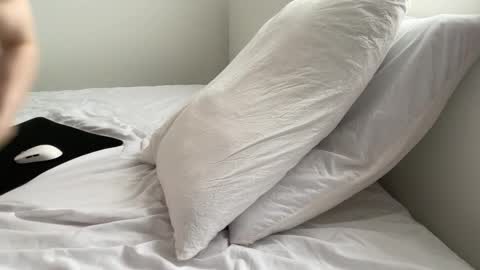 Snapshot of nfeibk chatting on September 2025 06:59:02 AM Adrian Von Ziegler online show from September 2025 06:59:02 AM