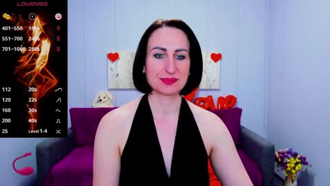 niasmithh online show from February 2025 01:27:01 PM