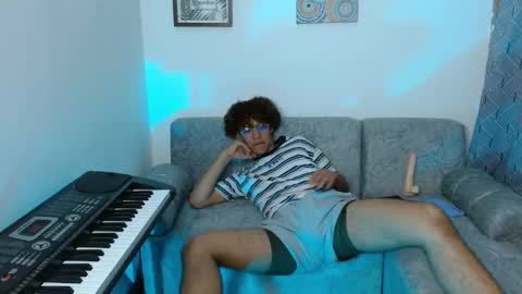 Nickolas Muoz online show from January 2025 09:09:01 PM