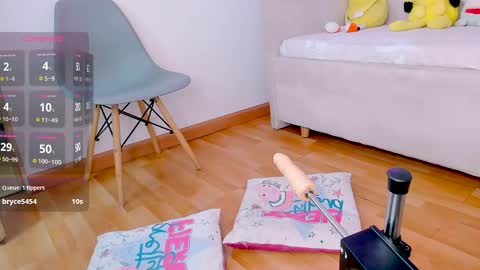 Nicolas online show from December 2024 07:49:02 PM