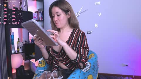 Nicky online show from December 2024 03:48:02 PM