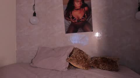 Snapshot of nicol_villa_ chatting on January 2025 12:54:02 PM Nicol Villa online show from January 2025 12:54:02 PM