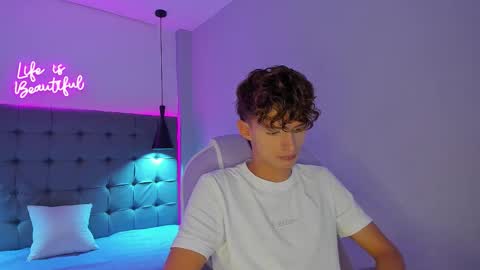 Snapshot of nicolasferrer18 chatting on November 2025 07:24:02 PM nicolasferrer18 online show from November 2025 07:24:02 PM