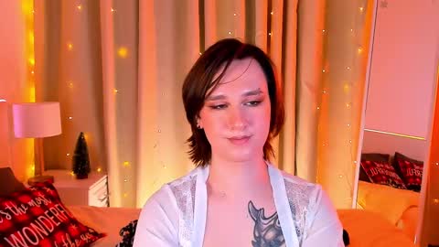 Nicole online show from December 2024 04:01:02 AM