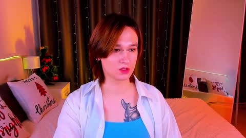 Nicole online show from January 2025 12:22:01 AM