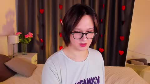 Nicole online show from February 2025 01:30:02 PM