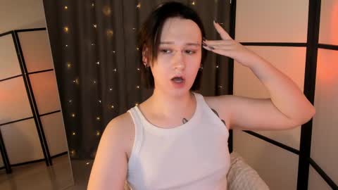 Nicole online show from February 2025 01:39:02 PM