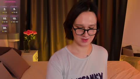 Nicole online show from February 2025 07:47:01 PM