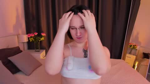 Nicole online show from March 2025 10:26:02 AM