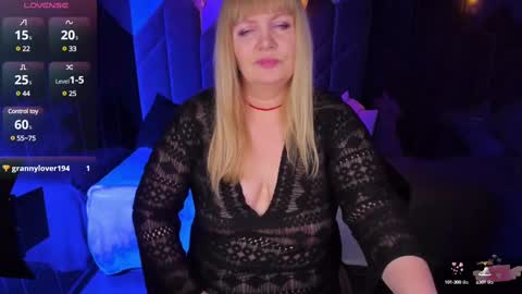 Nicole online show from March 2025 06:08:01 AM