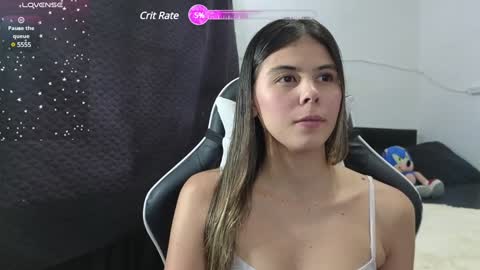 Snapshot of nicolle_jhons chatting on January 2025 01:32:01 AM Nicolle online show from January 2025 01:32:01 AM