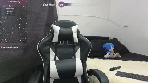 Snapshot of nicolle_jhons chatting on January 2025 12:27:02 AM Nicolle online show from January 2025 12:27:02 AM