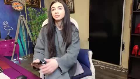 Snapshot of nicollepalmer chatting on February 2025 07:28:02 AM Nicolle online show from February 2025 07:28:02 AM
