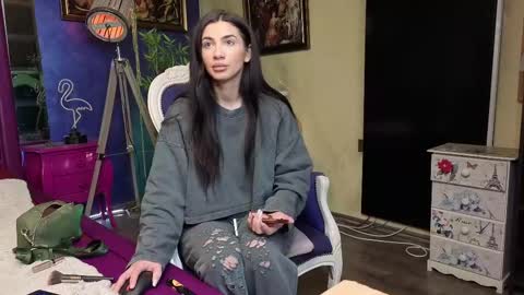 Snapshot of nicollepalmer chatting on February 2025 07:42:02 AM Nicolle online show from February 2025 07:42:02 AM