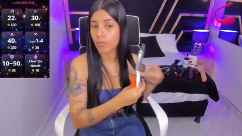 Niki online show from December 2024 01:33:01 PM