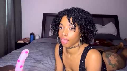 nikitalove104 online show from October 2025 03:51:02 PM