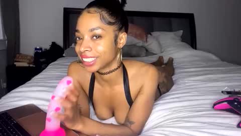 nikitalove104 online show from October 2025 11:39:02 PM