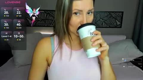 Snapshot of nikkikiss__ chatting on November 2025 01:53:01 AM nikkikiss__ online show from November 2025 01:53:01 AM