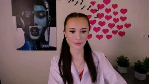 nikonara_ online show from January 2025 01:35:01 PM