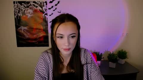 nikonara_ online show from February 2025 05:14:01 PM