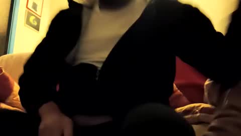 Niks online show from November 2025 12:54:02 AM