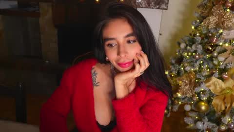 Snapshot of ninaclarkeoff chatting on December 2025 09:51:02 AM Nina Clarke- Independent Model online show from December 2025 09:51:02 AM