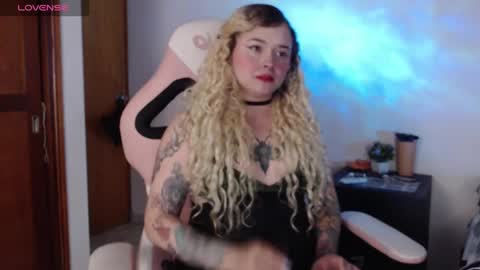 Snapshot of ninaxxstorm chatting on October 2025 05:36:02 AM Nina online show from October 2025 05:36:02 AM