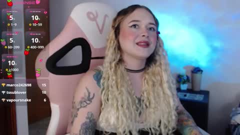 Snapshot of ninaxxstorm chatting on October 2025 10:33:01 PM Nina online show from October 2025 10:33:01 PM