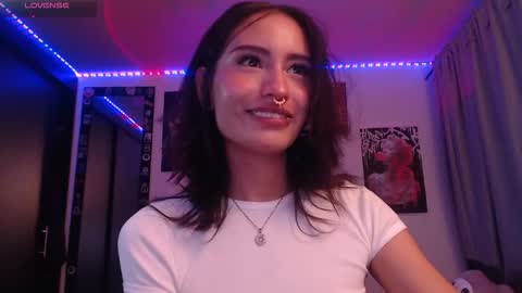 Nixxie  online show from September 2025 11:26:01 PM