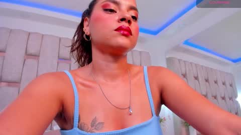 Snapshot of noa_blake chatting on December 2025 03:56:01 AM Noa online show from December 2025 03:56:01 AM