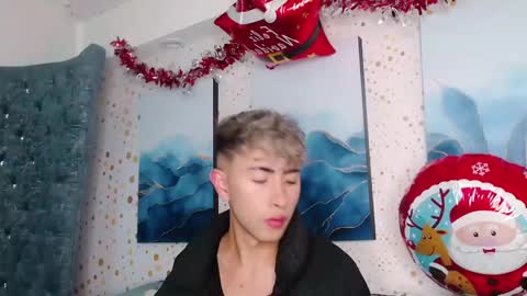 Noah online show from December 2024 12:19:02 PM