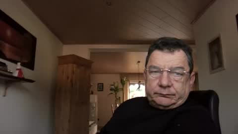 nobbie44 online show from January 2025 01:42:02 PM
