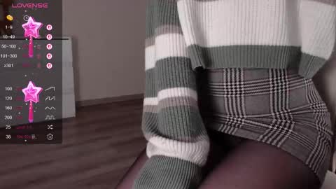 Snapshot of noelleneptune chatting on October 2025 04:57:02 AM noelleneptune online show from October 2025 04:57:02 AM