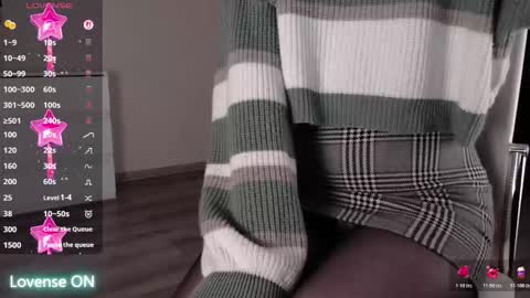 Snapshot of noelleneptune chatting on November 2025 03:01:02 PM noelleneptune online show from November 2025 03:01:02 PM