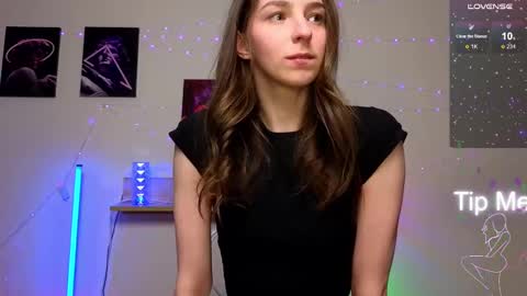 Hello My name is Helene NTMU  Finger up if u like what u see online show from February 2025 02:26:02 PM