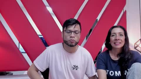 MIA AND JOSH online show from September 2025 02:00:01 PM