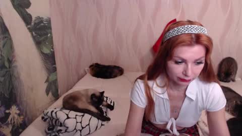 Olivia online show from March 2025 11:09:02 PM