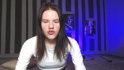 oliviakanta online show from October 2025 10:45:02 AM