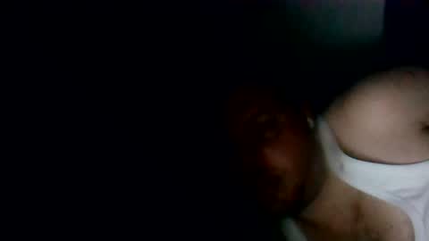 Snapshot of omar19993 chatting on September 2025 04:12:02 AM habibi online show from September 2025 04:12:02 AM