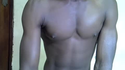 Snapshot of oneinamillionguy chatting on October 2025 06:04:01 AM oneinamillionguy online show from October 2025 06:04:01 AM