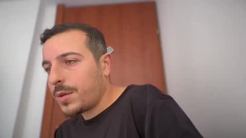 Snapshot of or690 chatting on December 2025 09:36:01 AM or online show from December 2025 09:36:01 AM